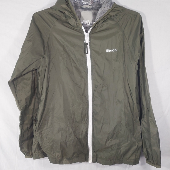 Bench packable khaki green windbreaker jacket, small - Picture 1 of 9